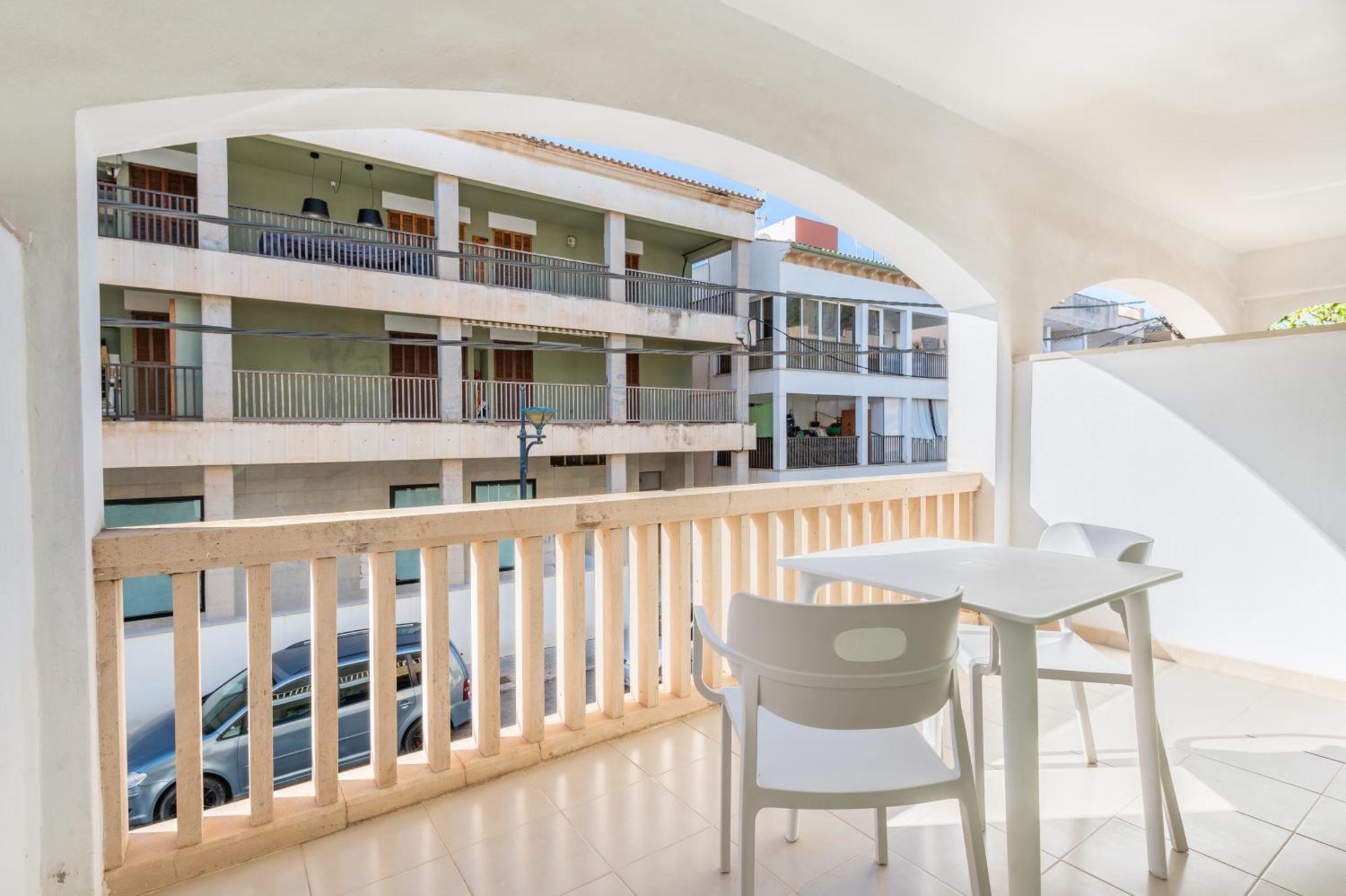 Hotel Martorell By Mhr 콜로니아 산트 호르디 외부 사진